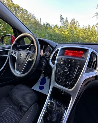 Opel Astra cena 33500 przebieg: 173000, rok produkcji 2011 z Zawiercie małe 352